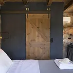 Opora Country Living Country house *