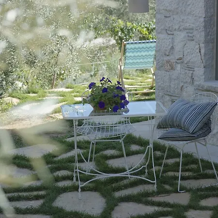 Opora Country Living