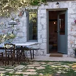 Opora Country Living منزل ريفي