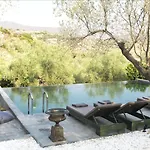 منزل ريفي Opora Country Living