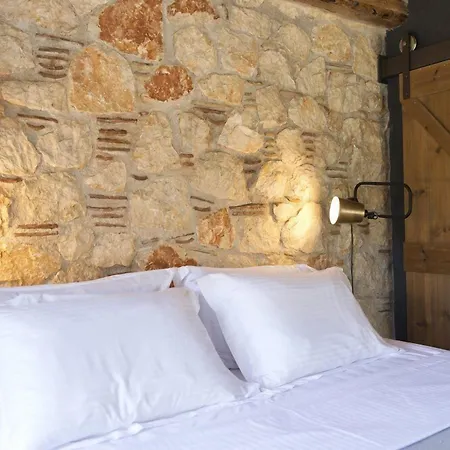 Opora Country Living