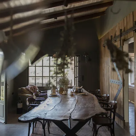 Hétvégi ház Opora Country Living *