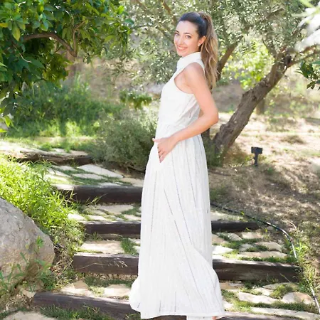 Opora Country Living