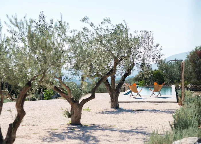 Opora Country Living *